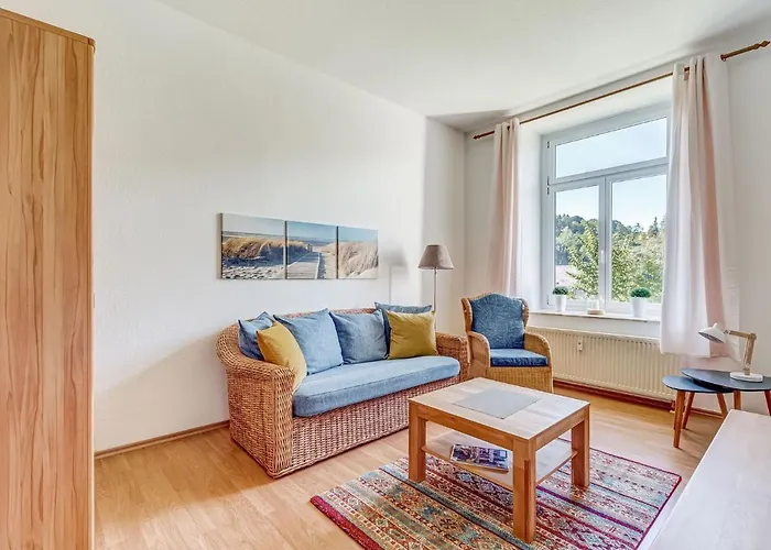 别墅 Attractive With Garden In Borstendorf Leubsdorf