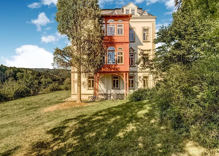 别墅 Attractive With Garden In Borstendorf